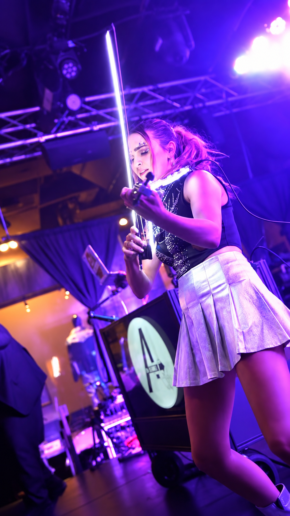 Best LED Violin Bow for Stage Performance | YOOLIM Guide